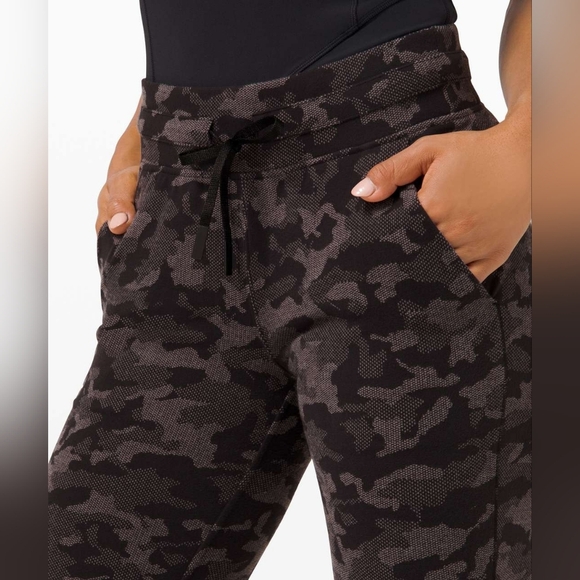 Lululemon Ready to Rulu Joggers Pants *Jacquard Heritage Camo Black Size 6 - Picture 4 of 12